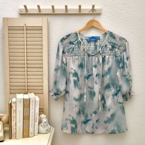 Simply Vera, Sheer Smocked Watercolor Print Top, L - Picture 1 of 8